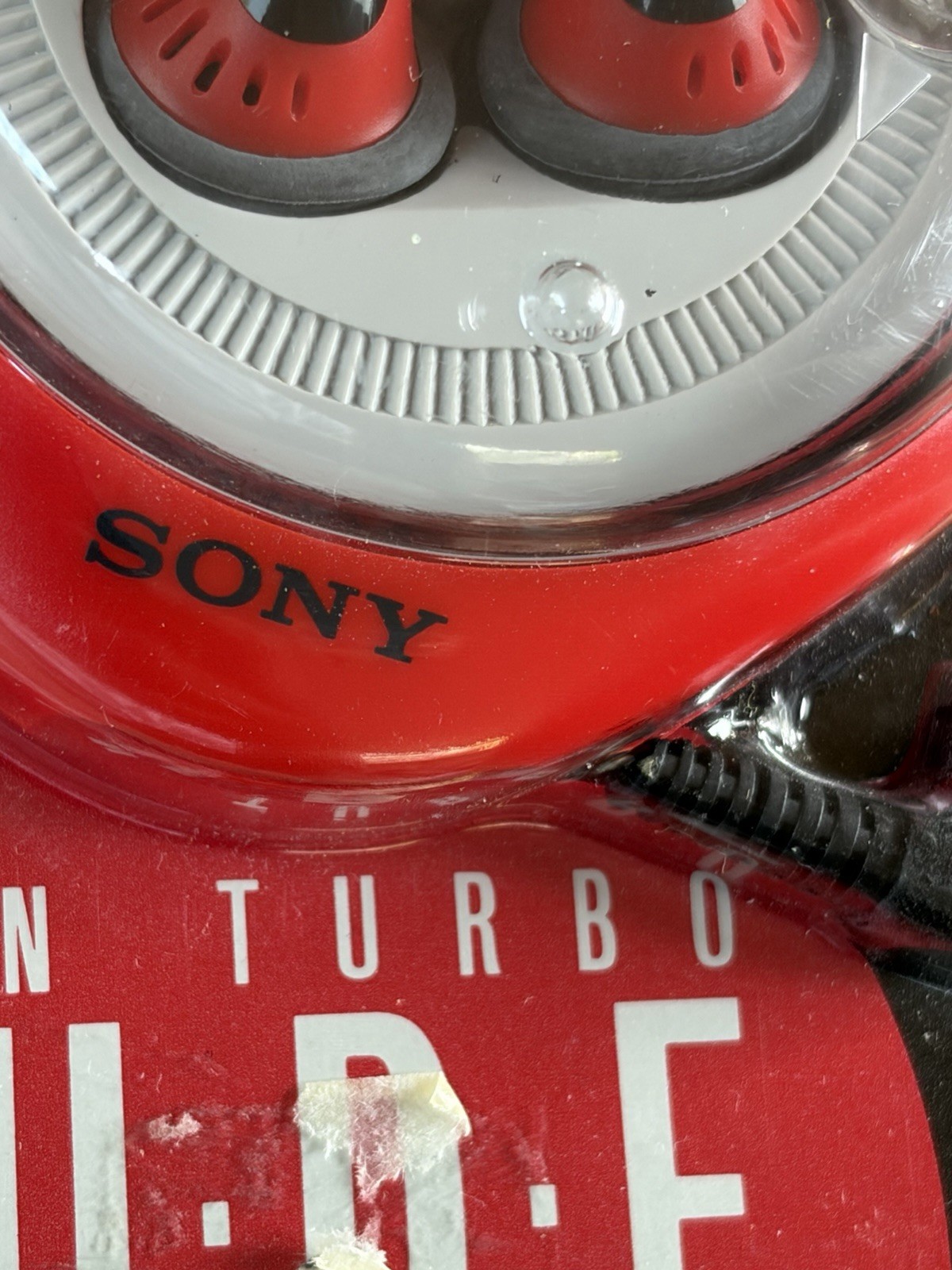 Sony MDR-E535/R Twin Turbo Nude Club Stereo Ear Receiver For Walkman Red New
