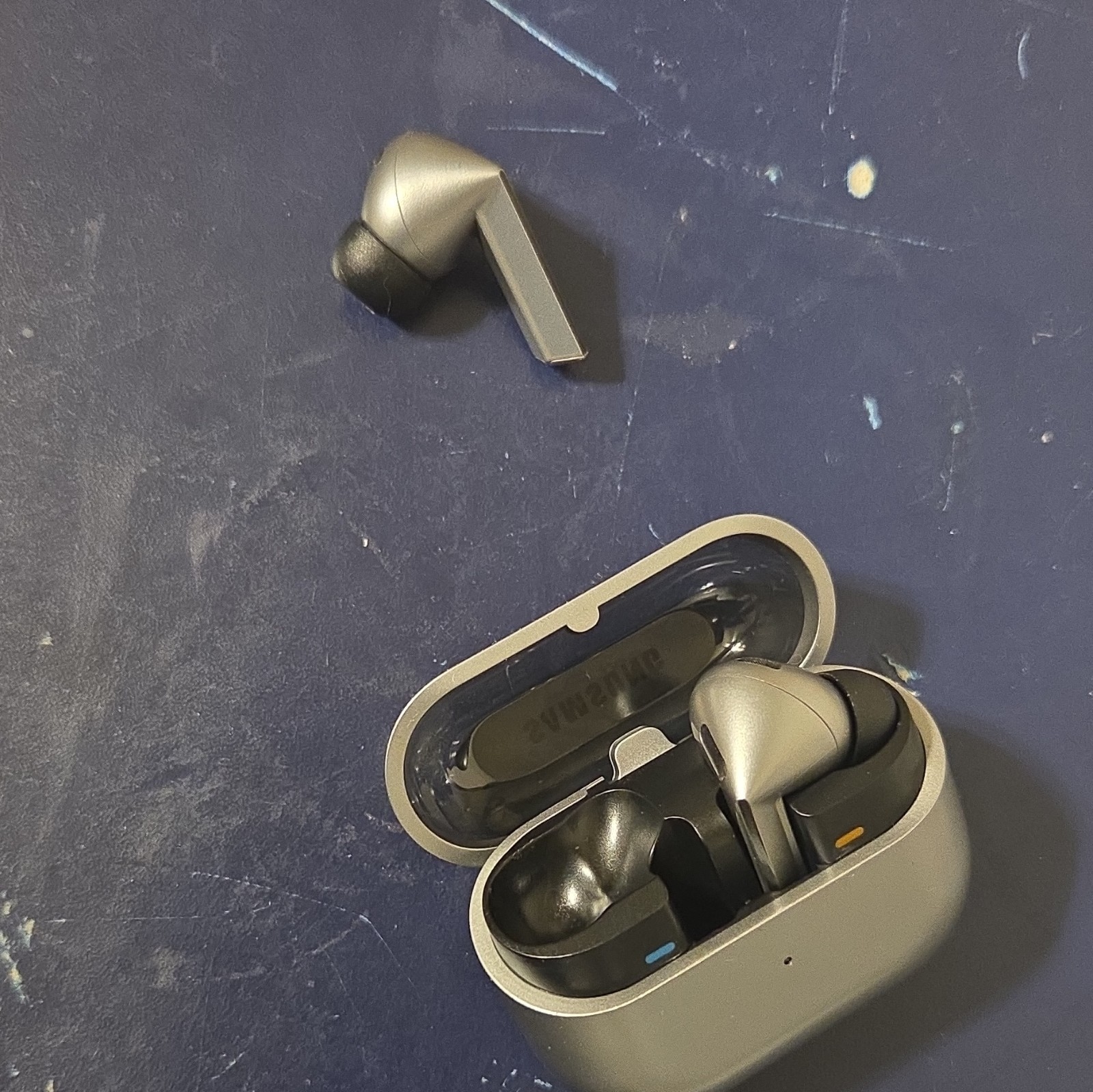 Samsung Buds 3 Pro True Wireless Bluetooth In-Ear Earbuds, Double, Gray/Black
