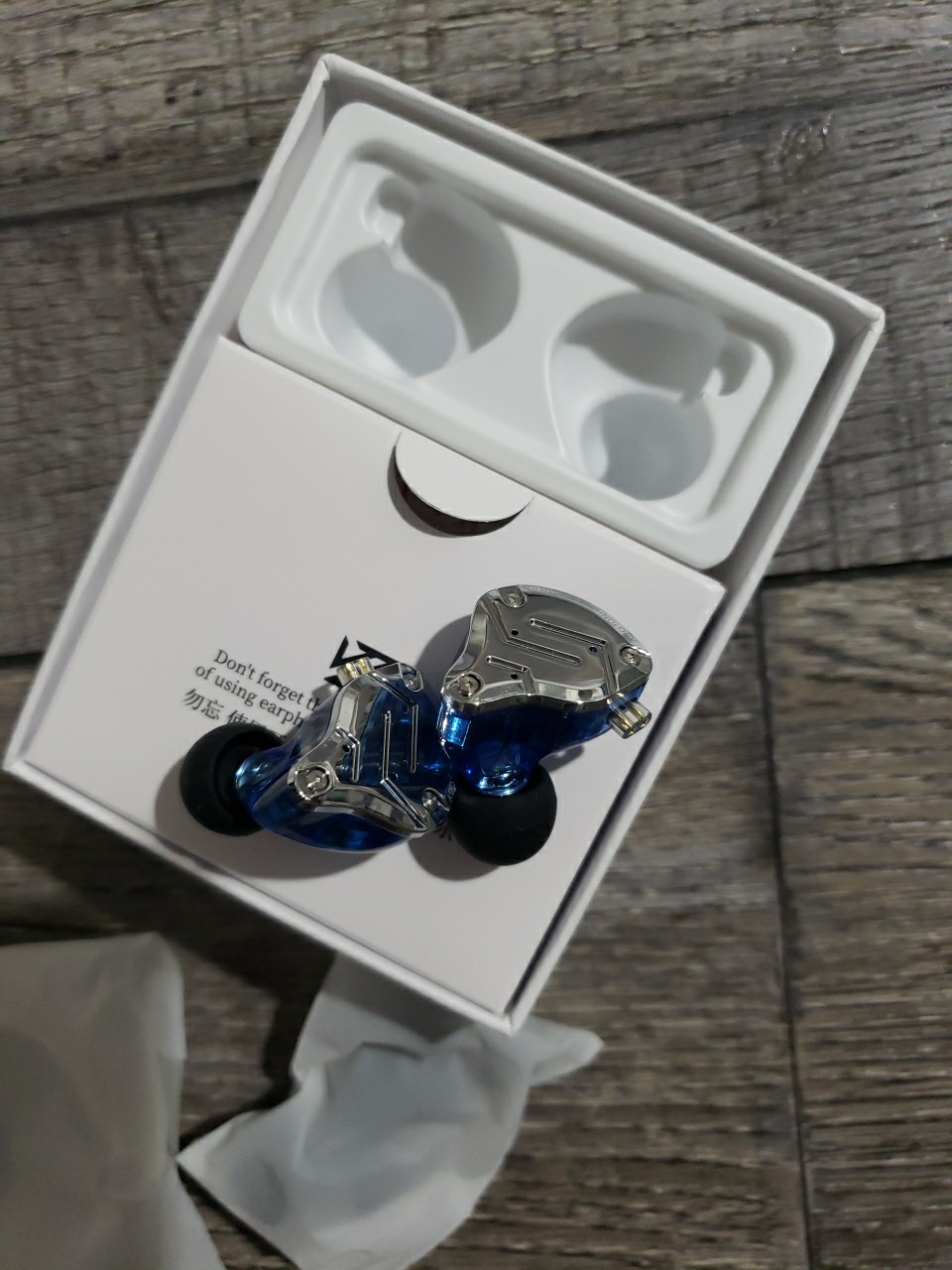 KZ ZS10 Pro 4BA+1DD in-Ear HiFi Earphones Earbuds W/Mic, 3.5mm Jack, Blue/Silver