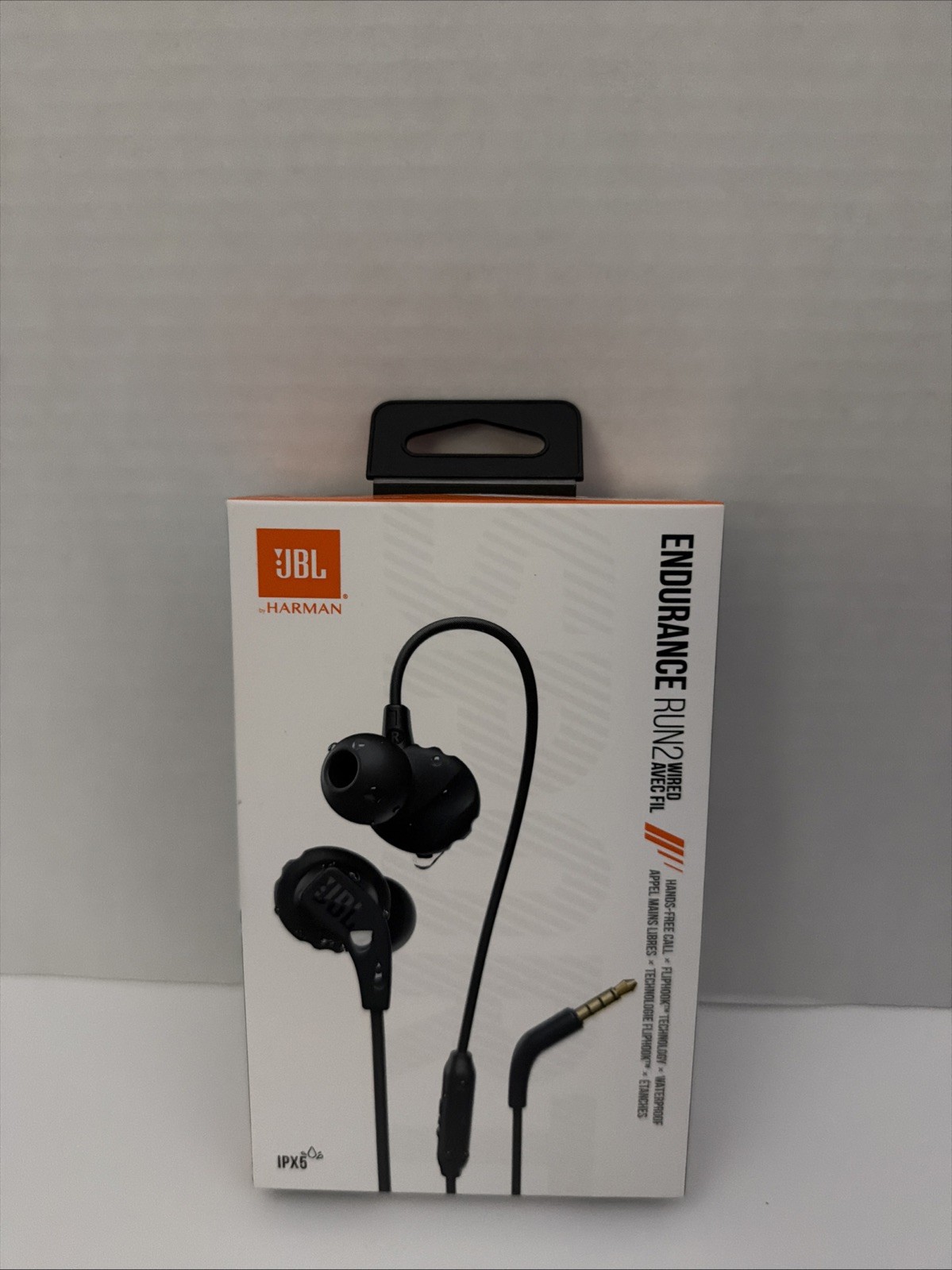 JBL Endurance Run2 Wired EARBUDS WITH FLIPHOOK and Microphone – Black IPX 5.