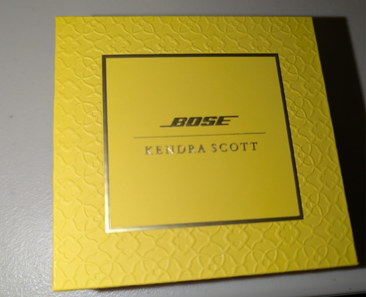 Bose x Kendra Scott Wireless Ultra Open Earbuds – Gold Filigree Limited Edition