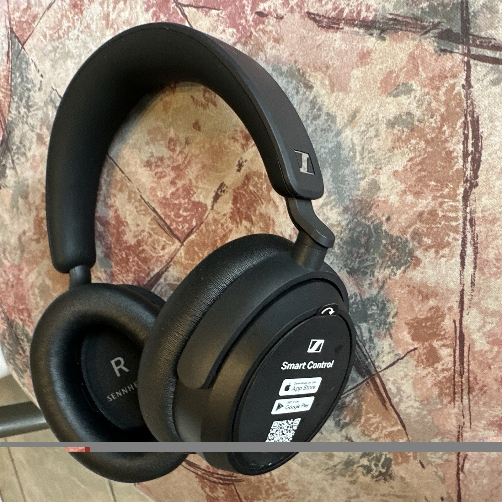 Sennheiser Accentum Plus Wireless Noise-Cancelling Over-Ear Headphones 700176