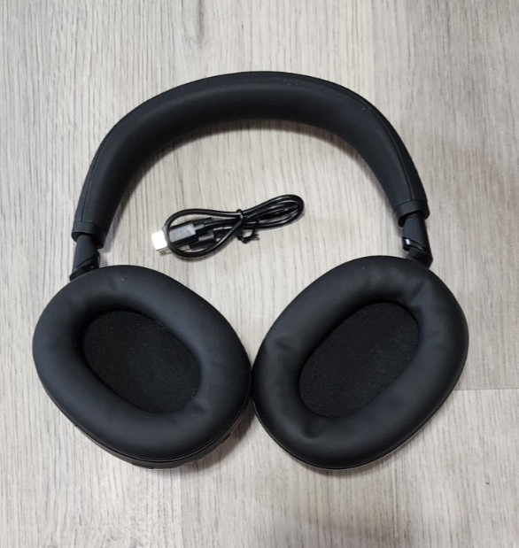Sony WH-1000XM6 The Best Wireless Noise Canceling Headphones (Black)