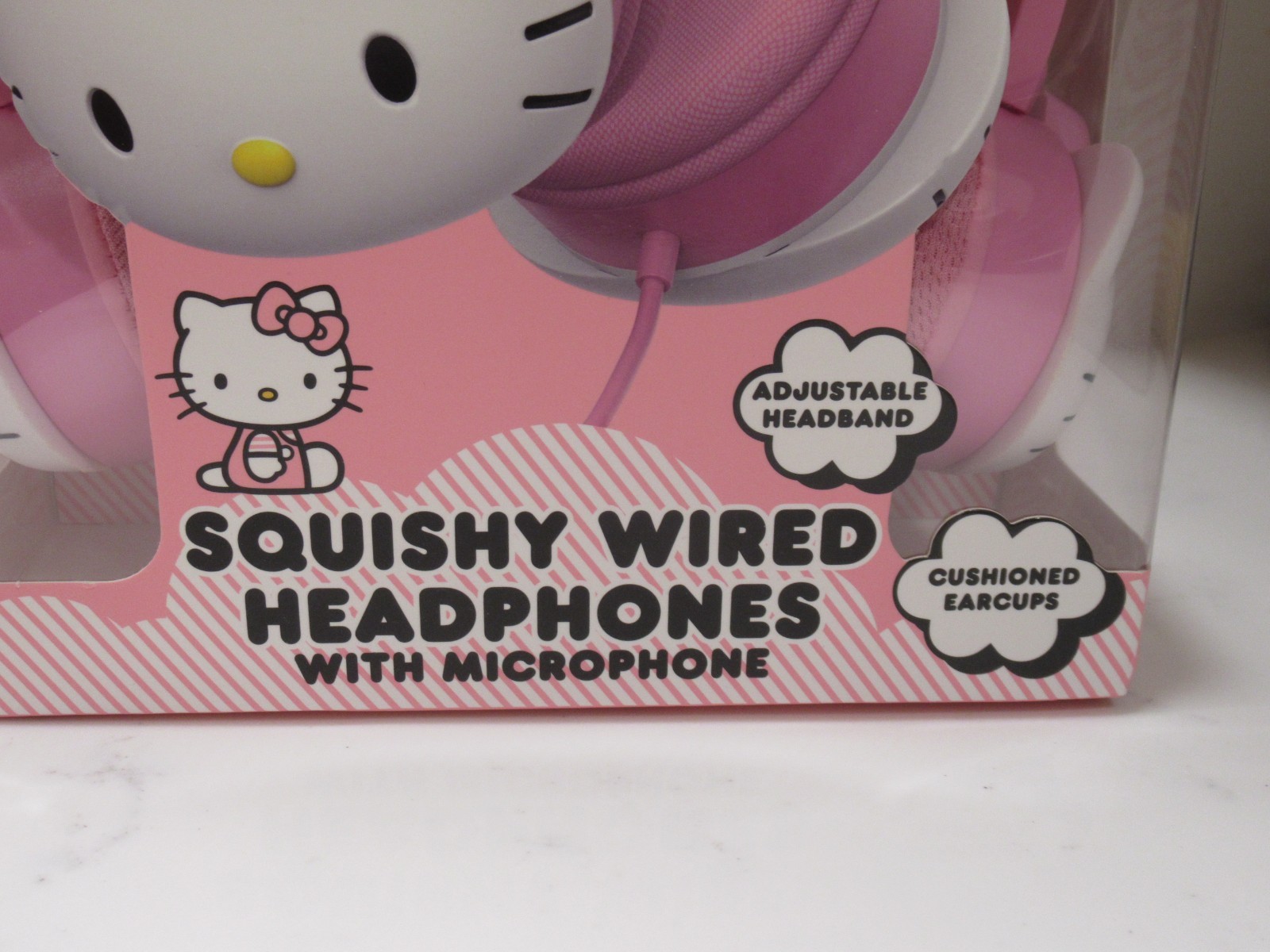 Hello Kitty Squishy Wired Headphones w/ Microphone Cushioned Earcups