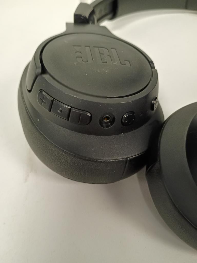 JBL TUNE 760NC (P04022127)