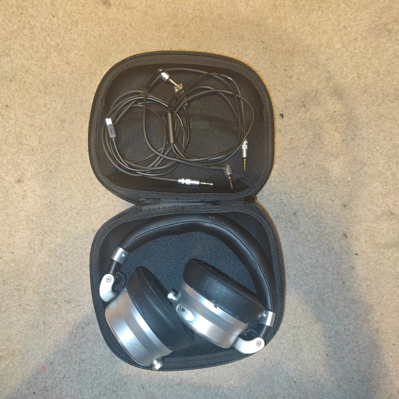 Meters OV-1 Wired Headphones
