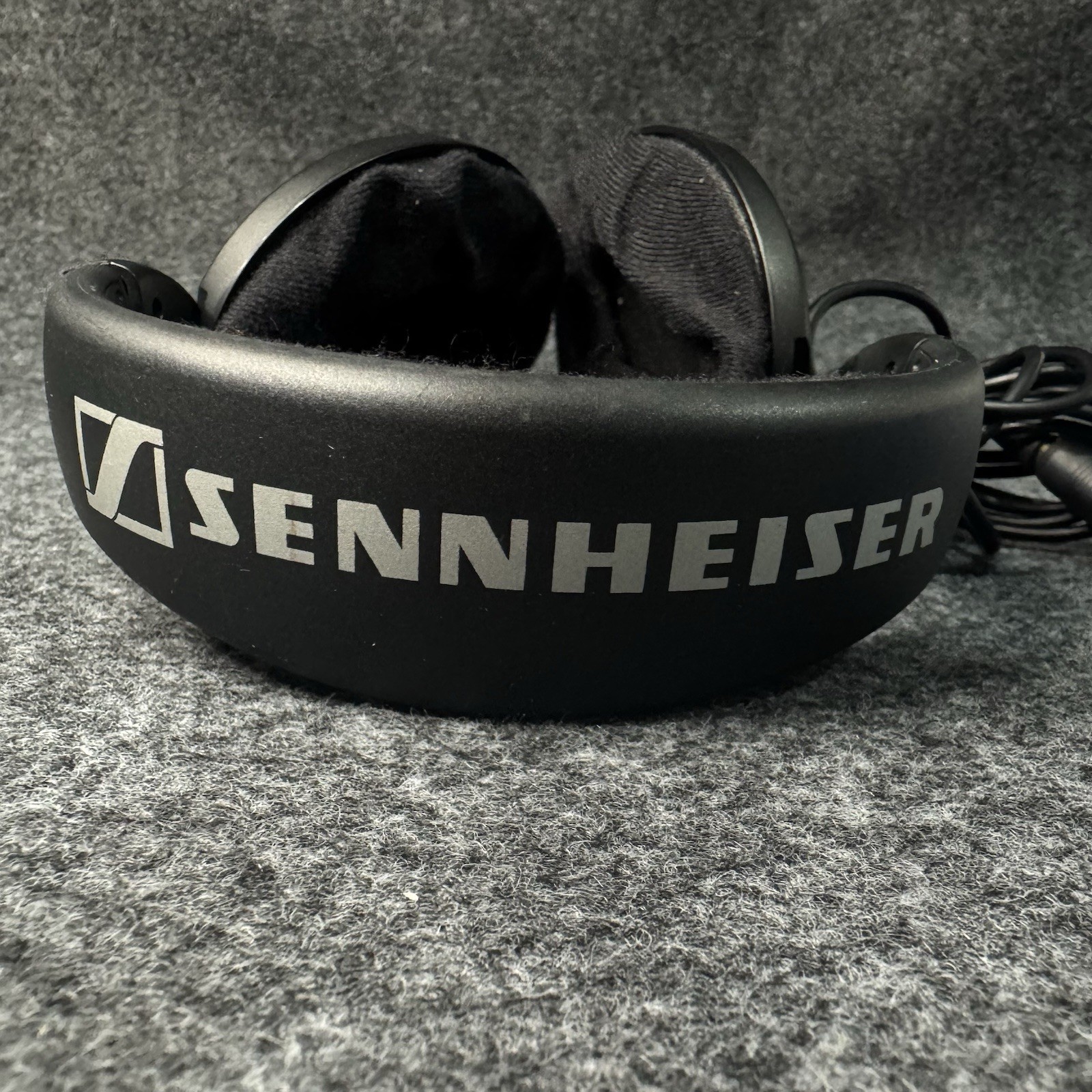 Sennheiser HD 515 Open Back Over Ear Headphones Wired Audio Stereo Adapter