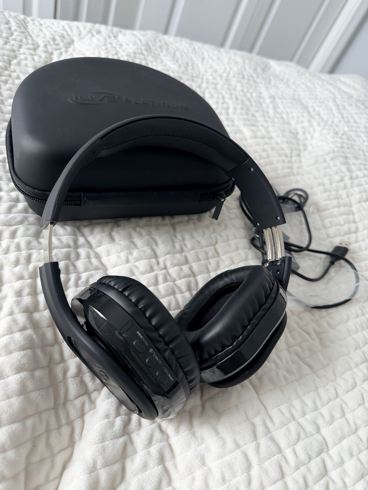 iLive Wireless Headphones Bluetooth Cancelling
