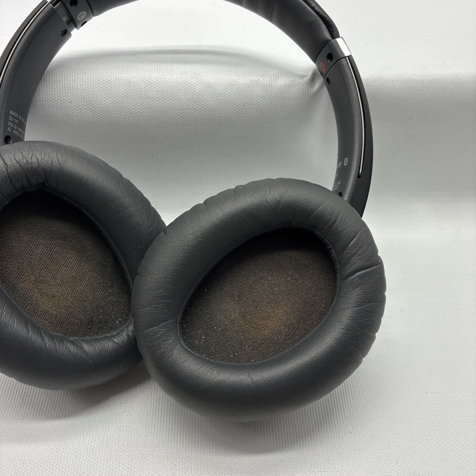 Sony WH-CH700N Bluetooth Noise Canceling Wireless Headphones -Tested Working