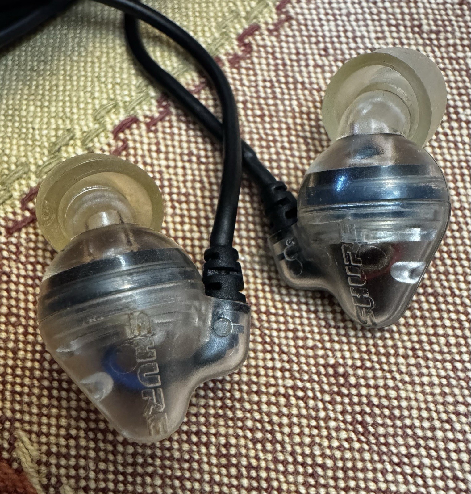 Sure Wired Earbuds Noise Cancelling Used