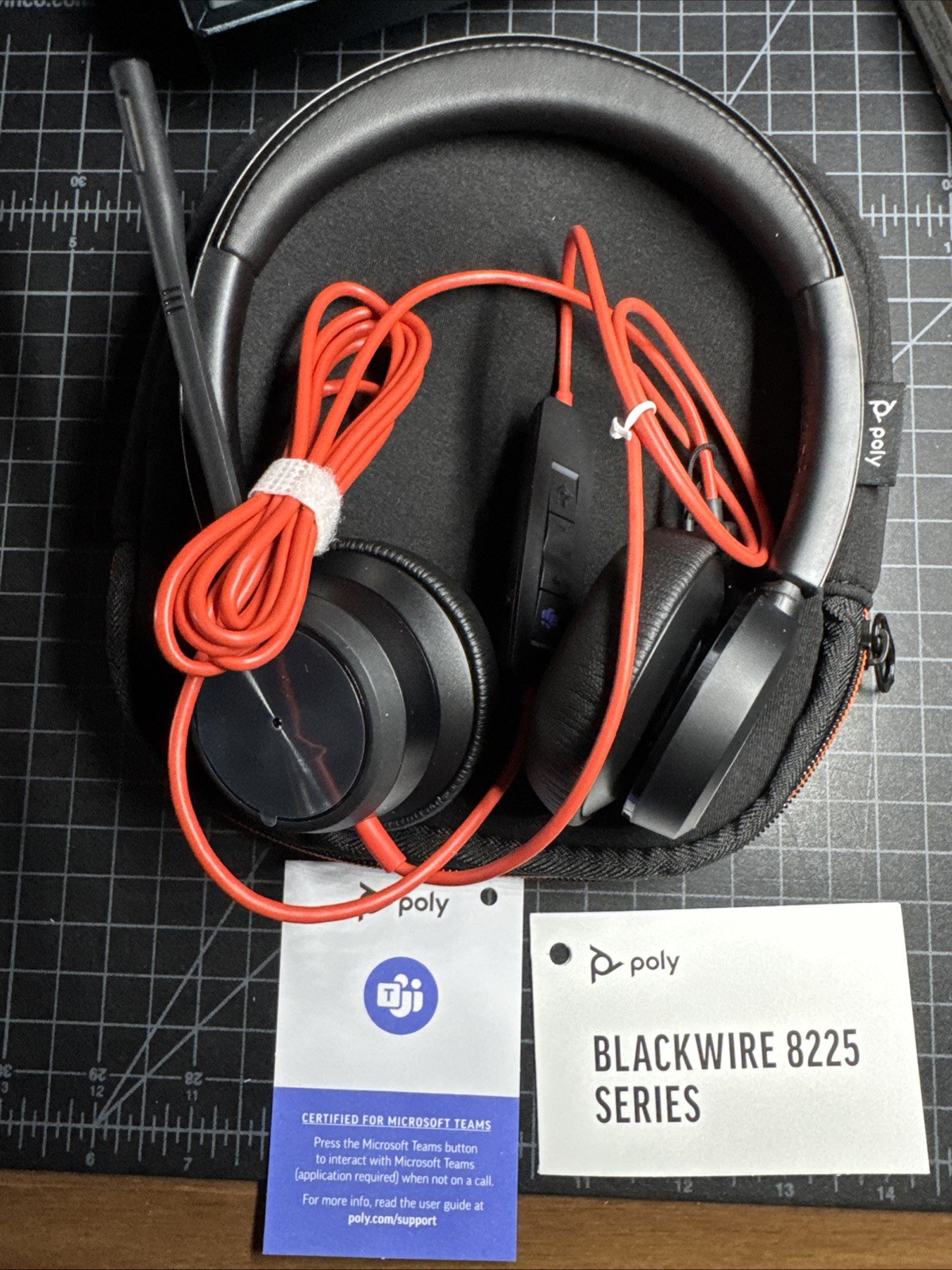 Poly Blackwire 8225 Stereo Microsoft Teams Certified USB-C Headset + USB-C/A Ada