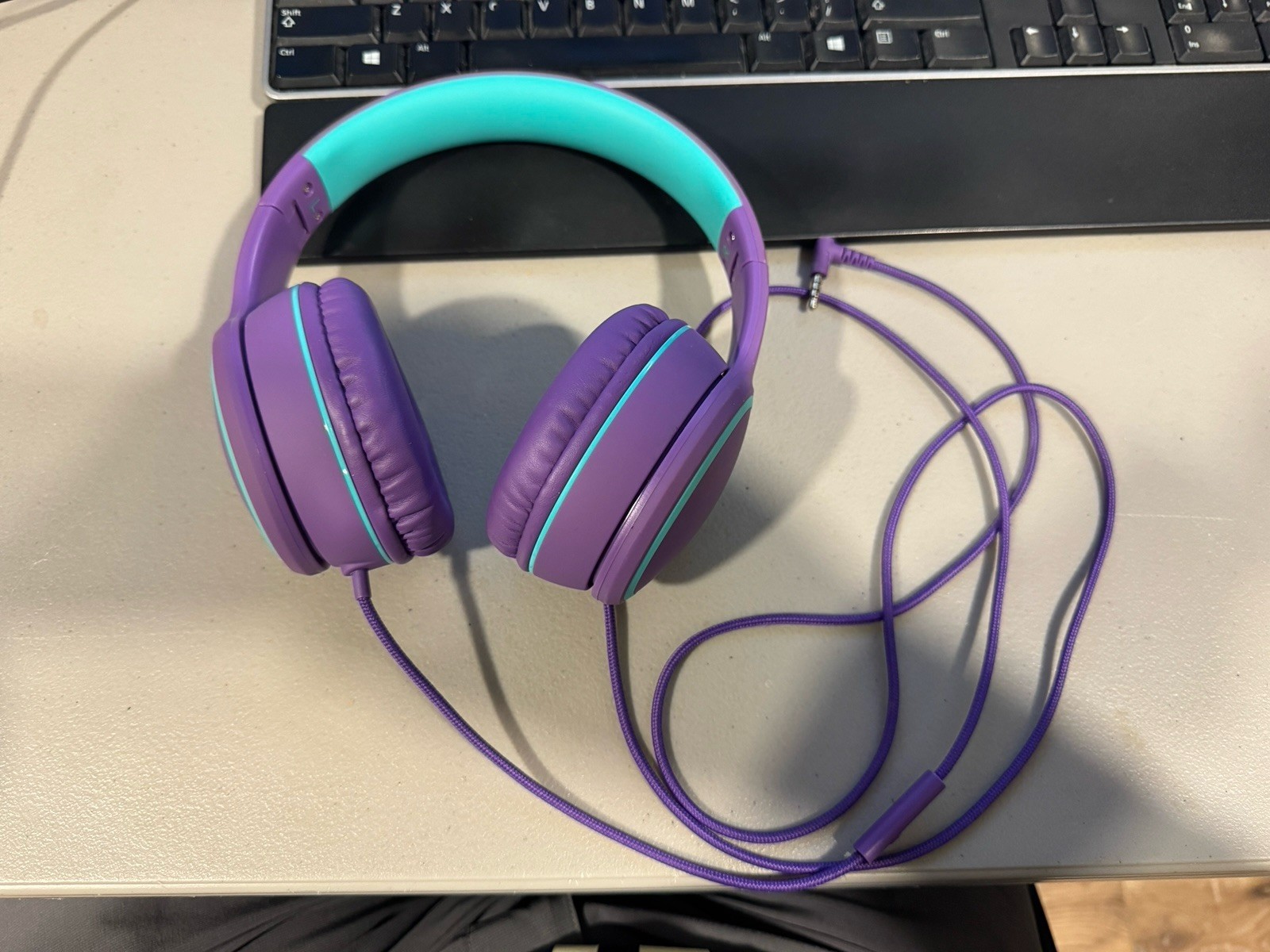 Rorsou Over-Ear Headphones w/Mic: Foldable, Lightweight, Bass, 1.5M Cord Purple