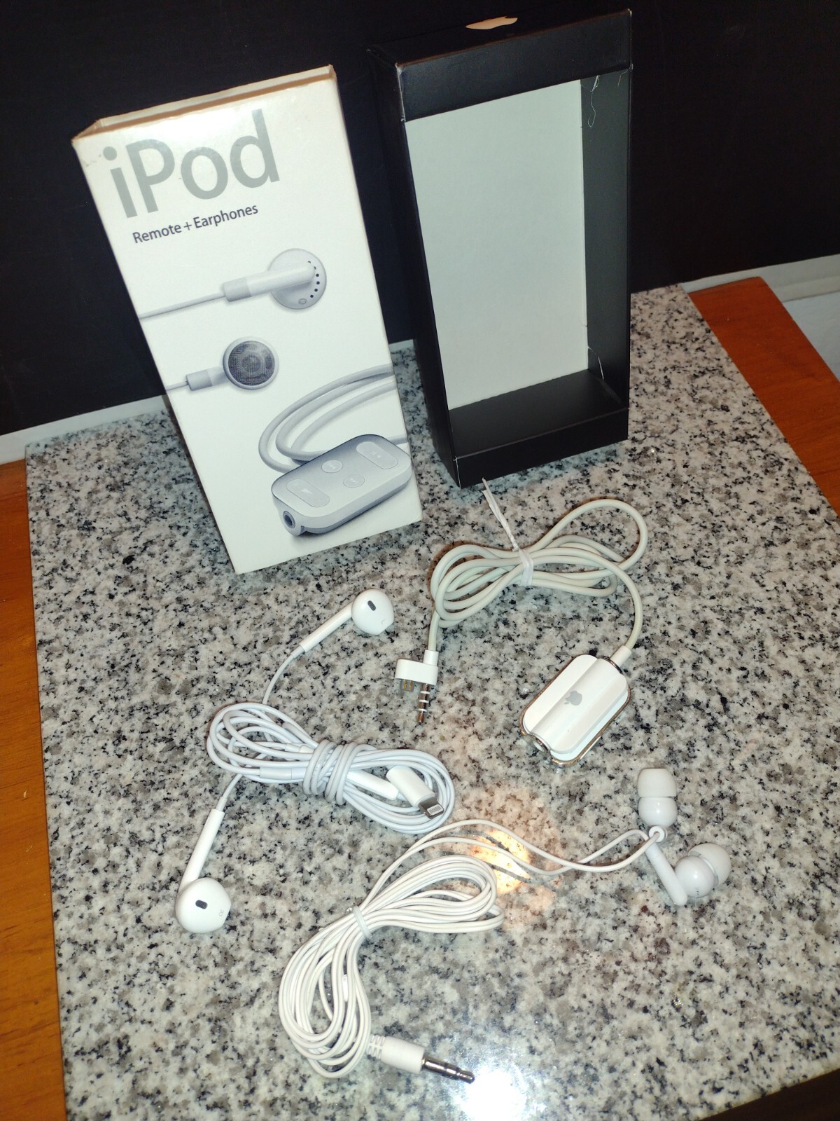 Apple iPod Remote & 2 Pair of Earphones w/Different Style Corded Jacks M9128G/A