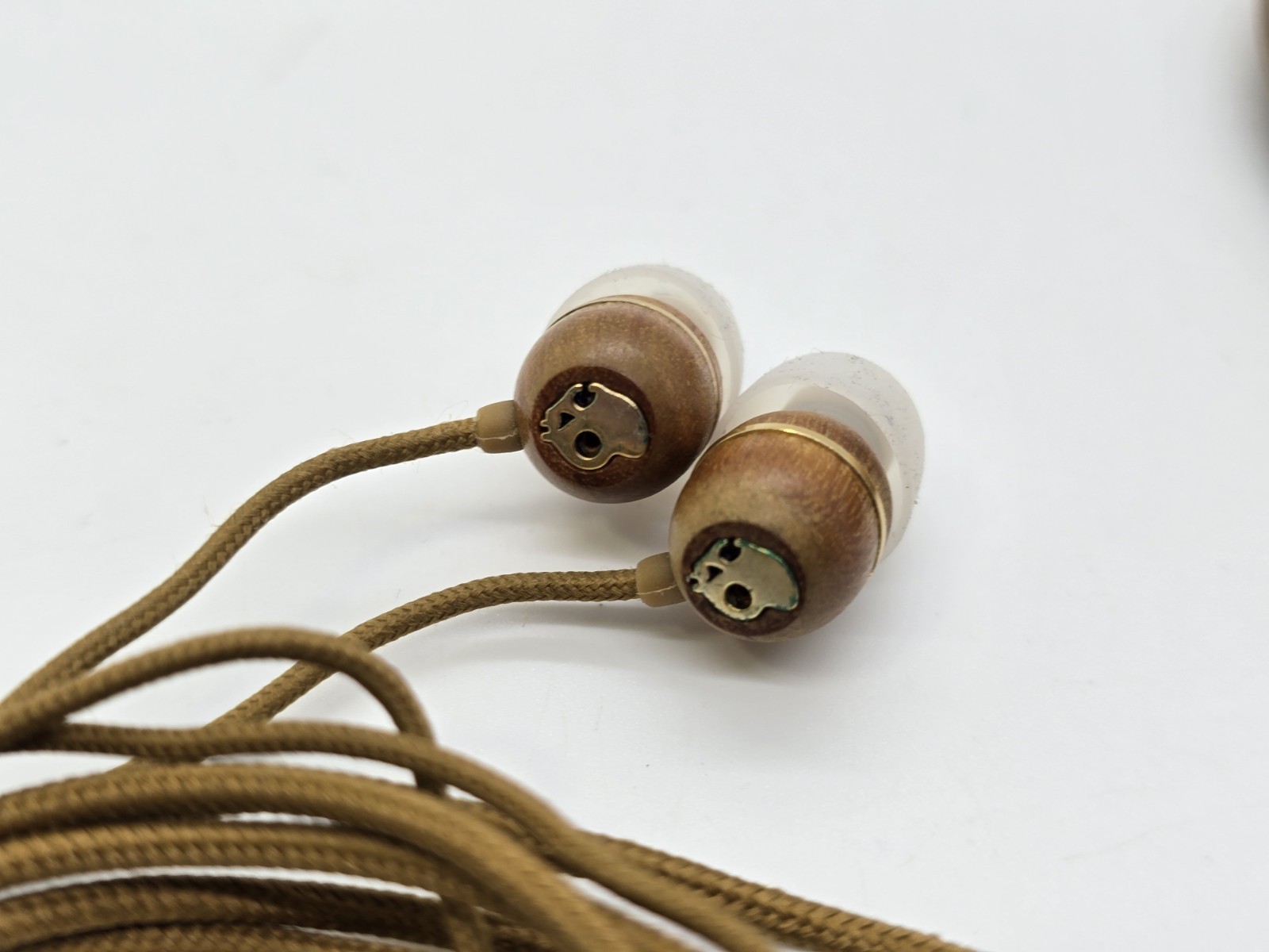 Skullcandy Holua Wood Earbuds Gold Trim Wired Headphones Inline Mic TESTED