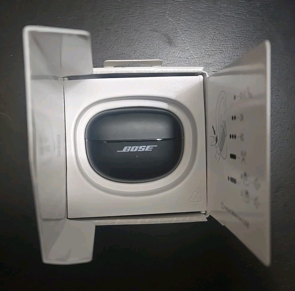 Bose Ultra Open-Ear True Wireless Earbuds – Black – Opened Box