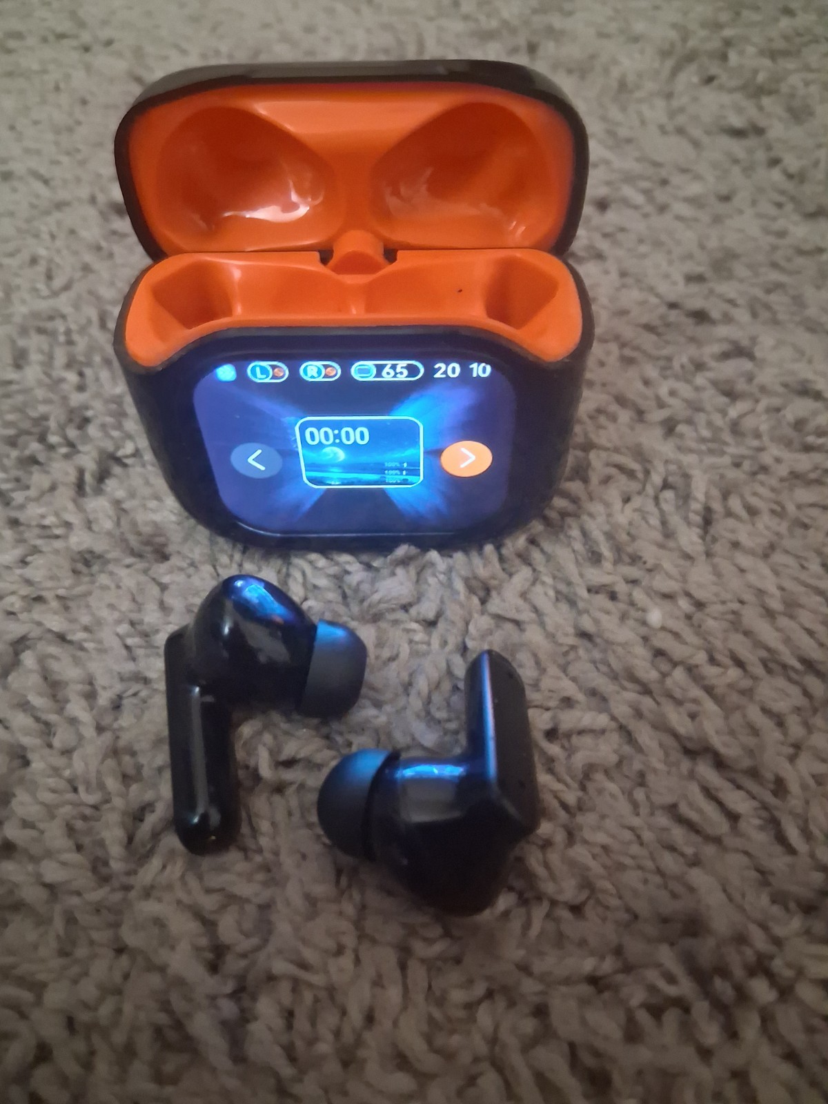 Wireless In-Ear Earbuds with Digital Display Charging Case – Black/Orange