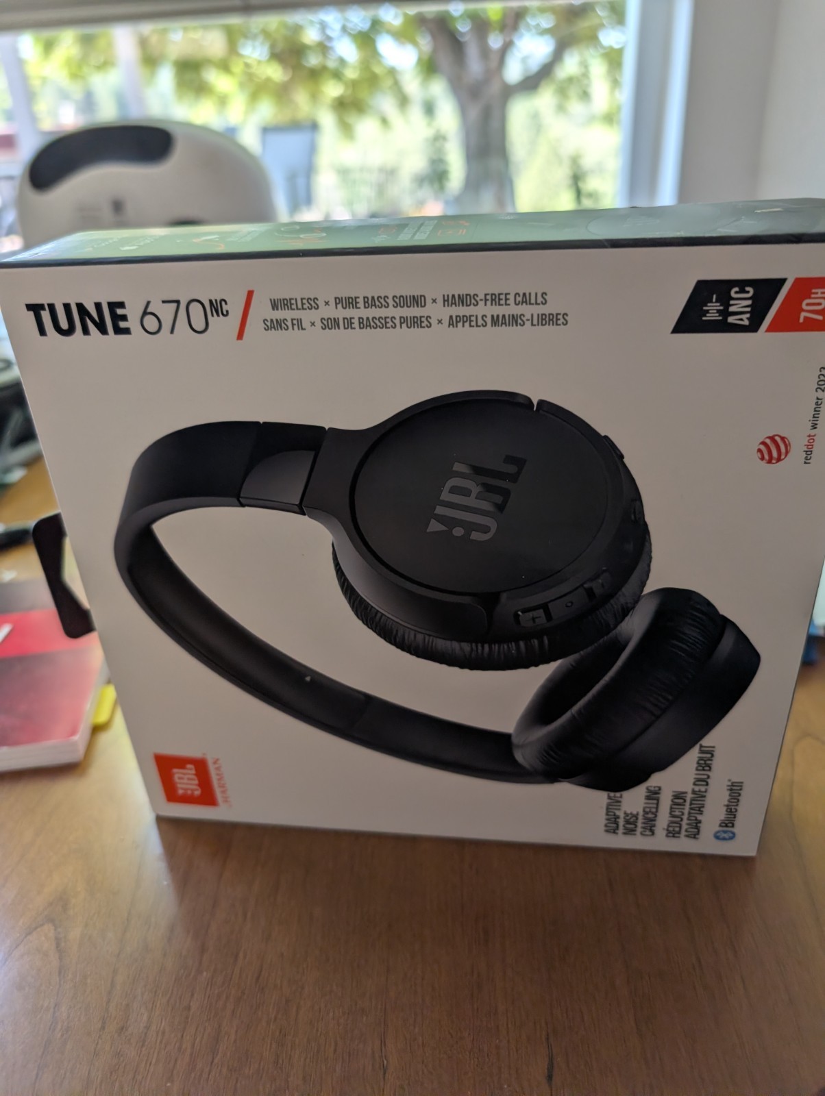 JBL TUNE 670NC Adaptive Noise Cancelling Wireless On-Ear Headphones NEW SEALED