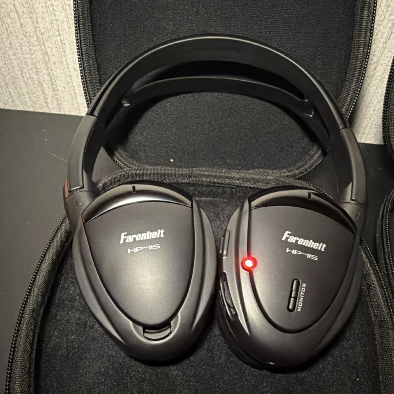 Farenheit HP-11S Wireless UHF RF Over-Ear Headphones, Black, Channel Monitor