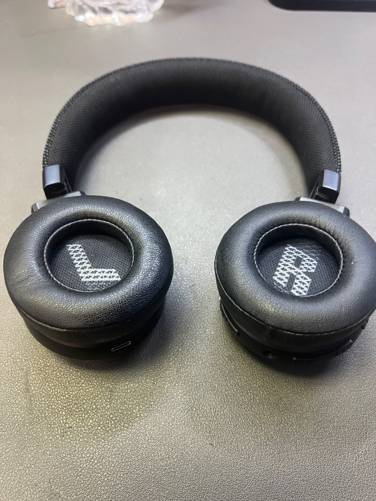 JBL Live 460NC Over-the-Ear Wireless Bluetooth Headphones-APP