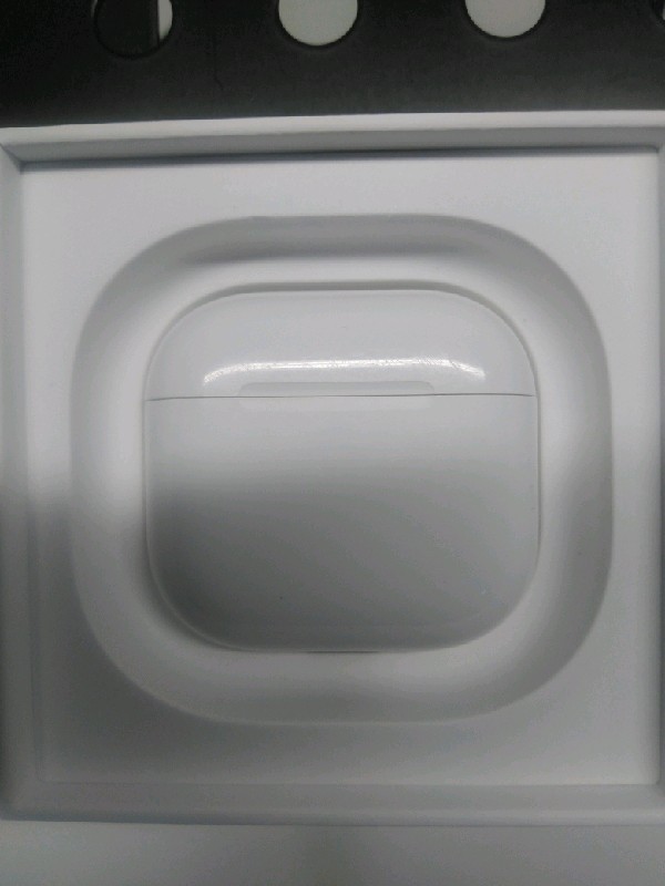 Apple AirPods 4 ‎‎MXP63LL/A Wireless Earbuds Active Noise Cancellation – White