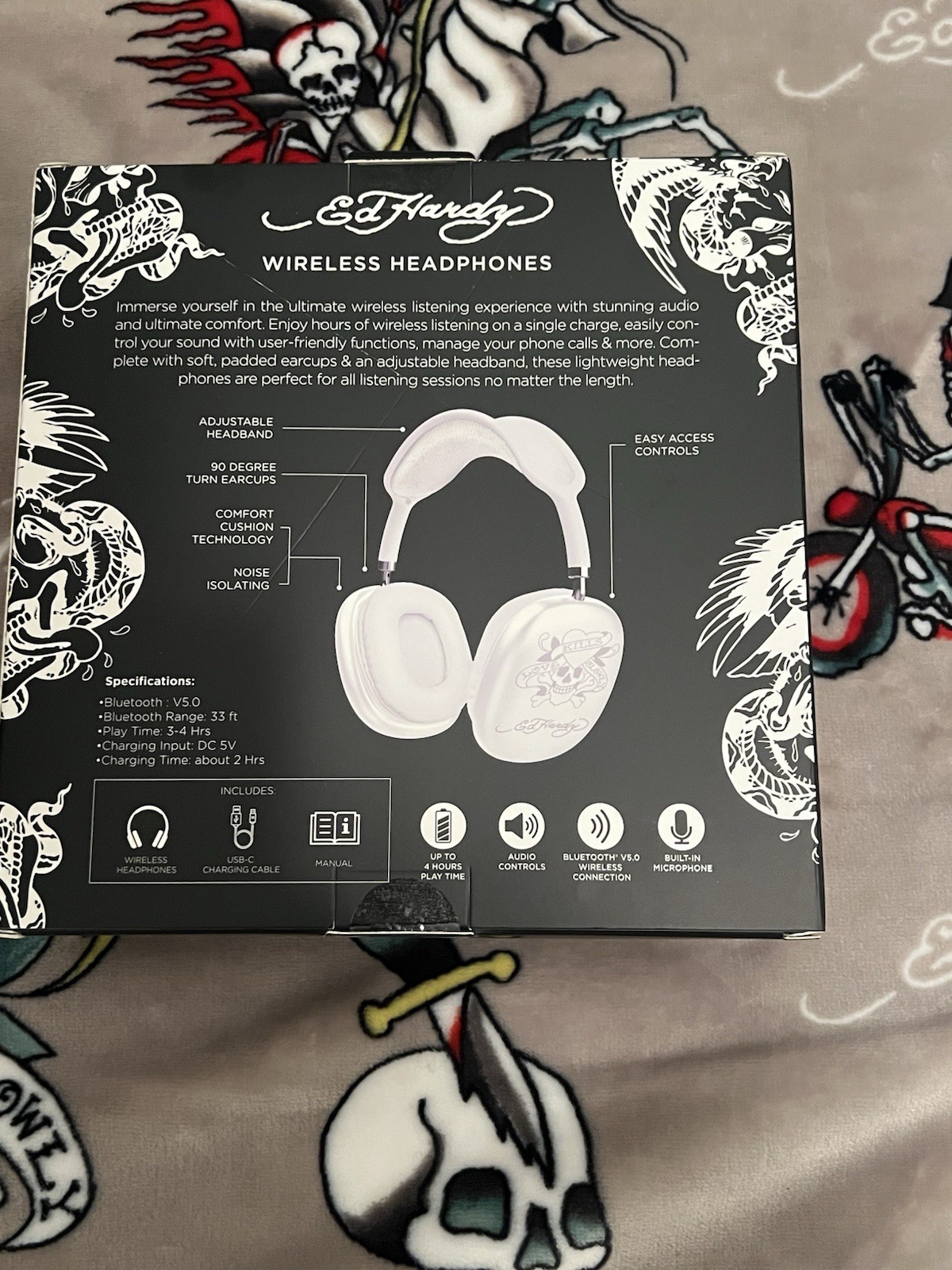 Ed Hardy Wireless Headphones Bluetooth V5.0 White Love Kills Slowly Brand New