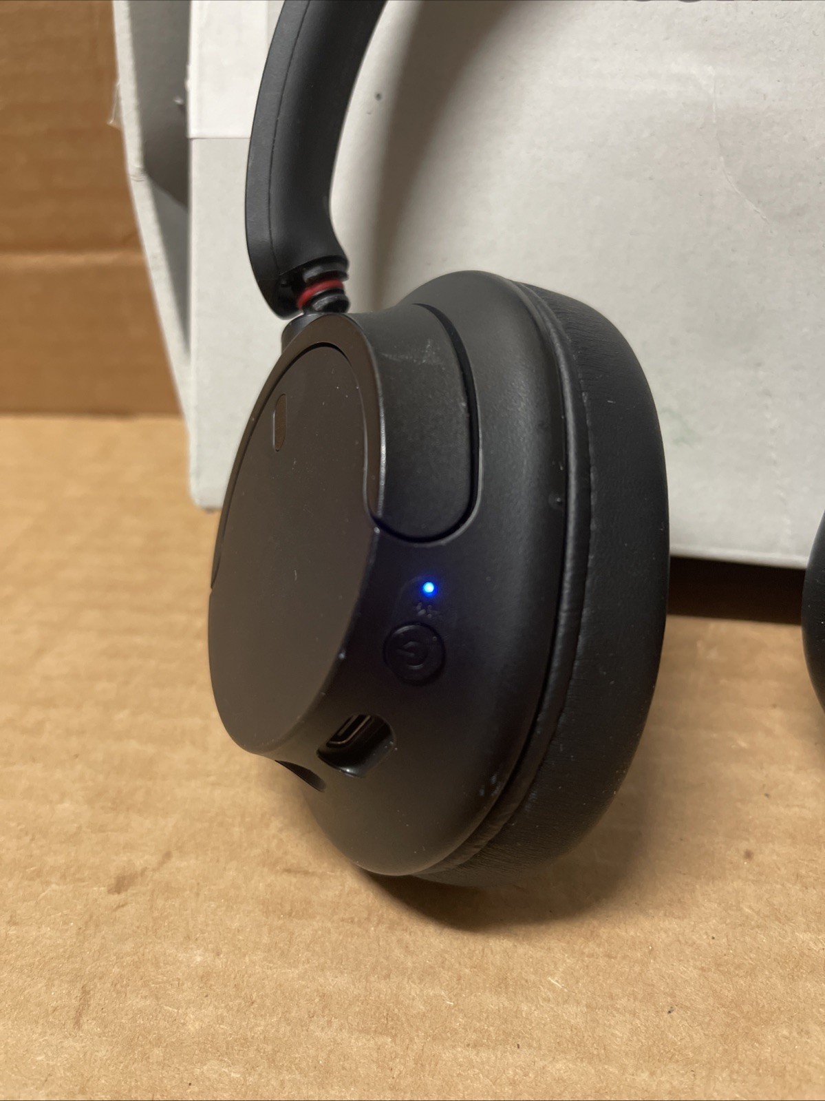 Sony WH-CH720N Noise Canceling Wireless Headphones **READ DESCRIPTION**