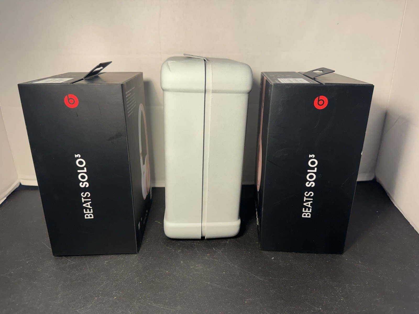 Beats Solo 3 & 4 LOT Wireless Headphones – 2 Black & 1 White EMPTY BOXES ONLY