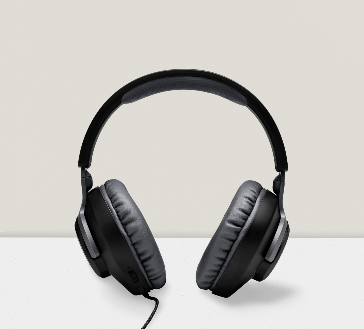 Quantum 100 Wired Over-Ear Gaming Headphones Black Large
