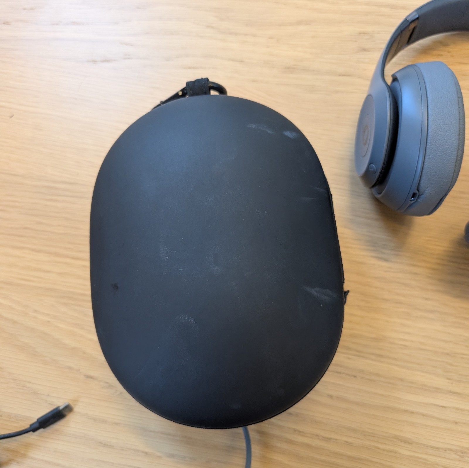 Beats by Dr. Dre Beats Studio 3 Wireless ANC Over-Ear Headphones – Gray, Case