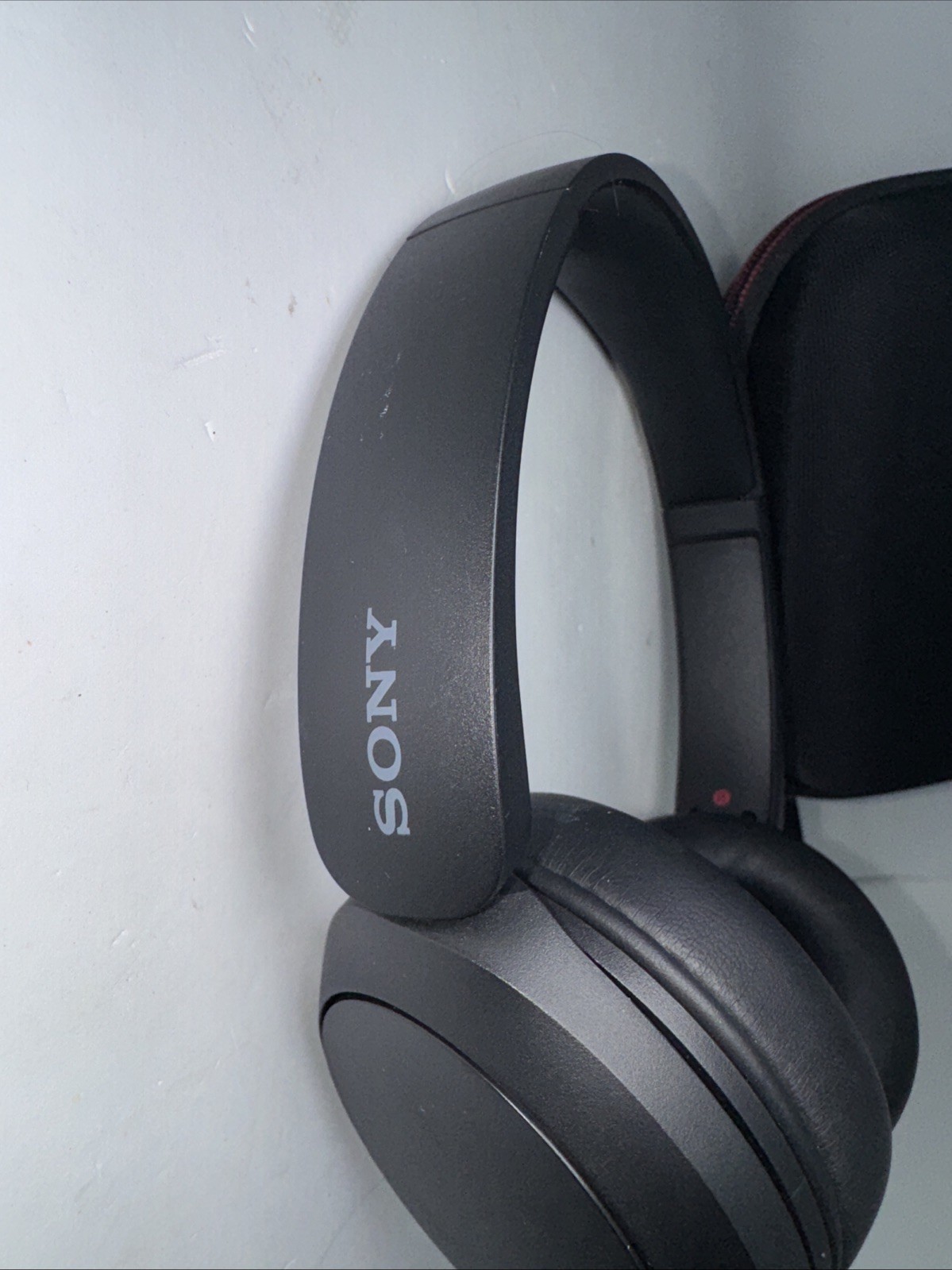 Sony WH-CH520 Wireless Headphones Bluetooth On-Ear Headset w/ Microphone, Black