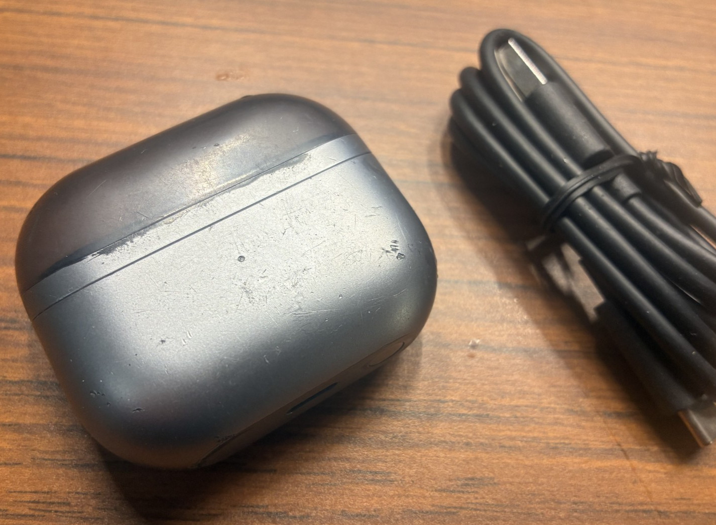Original Samsung Galaxy Buds 3 Pro SM-R630 CHARGING CASE – FREE CABLE (USED)