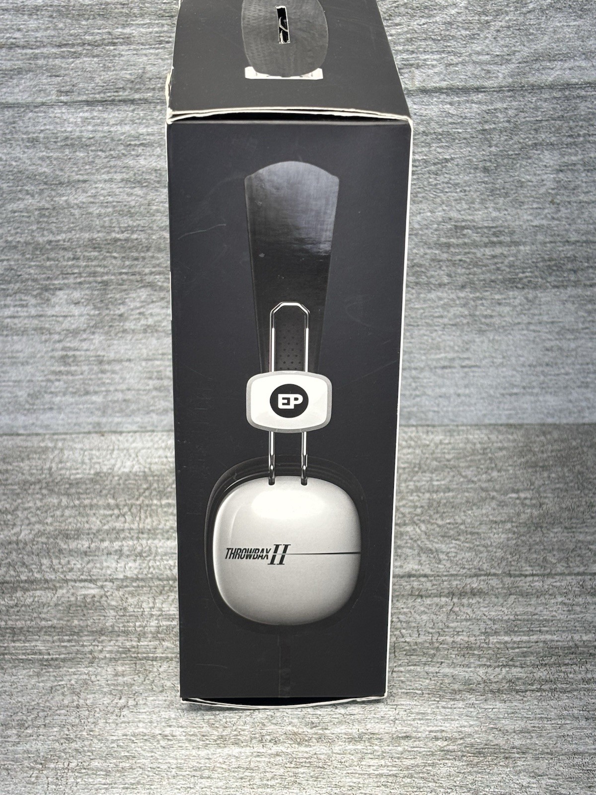NEW iFrogz Ear Pollution Throwbax II Stereo Headphones Over Ear 70s Style Wired