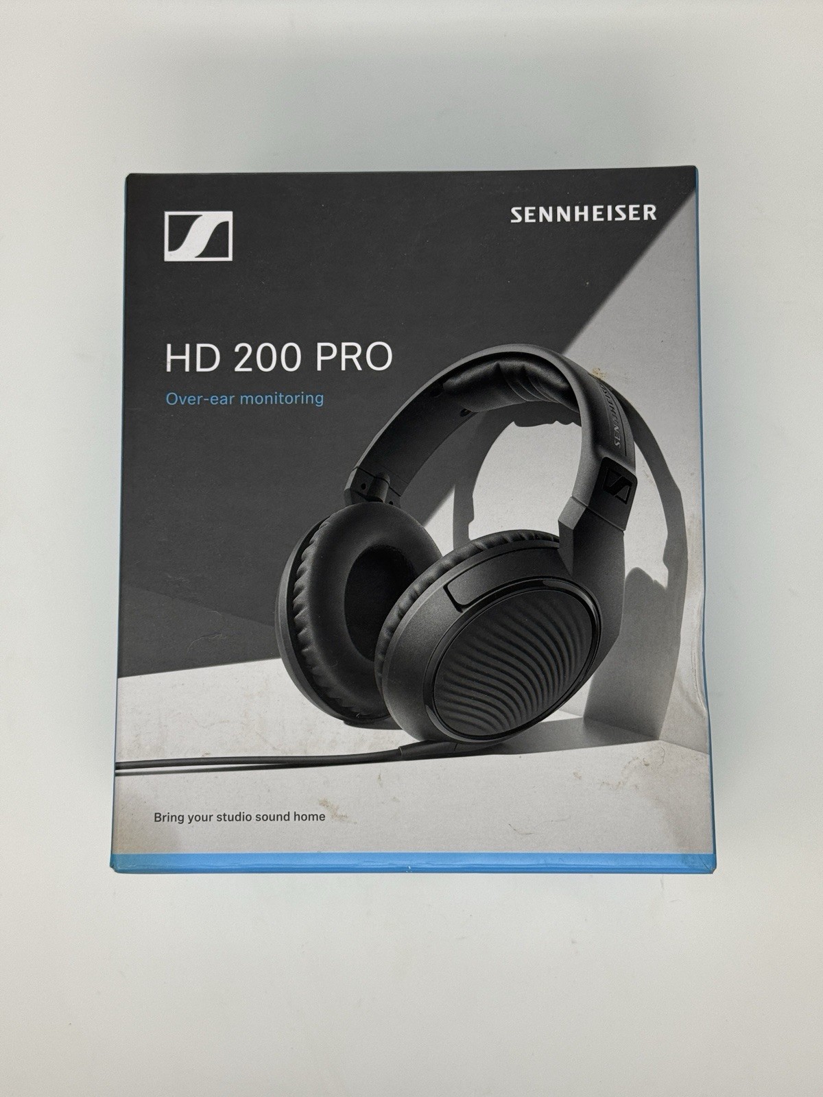 Sennheiser HD 200 PRO Over-Ear Monitoring Headphones w/ Original Box