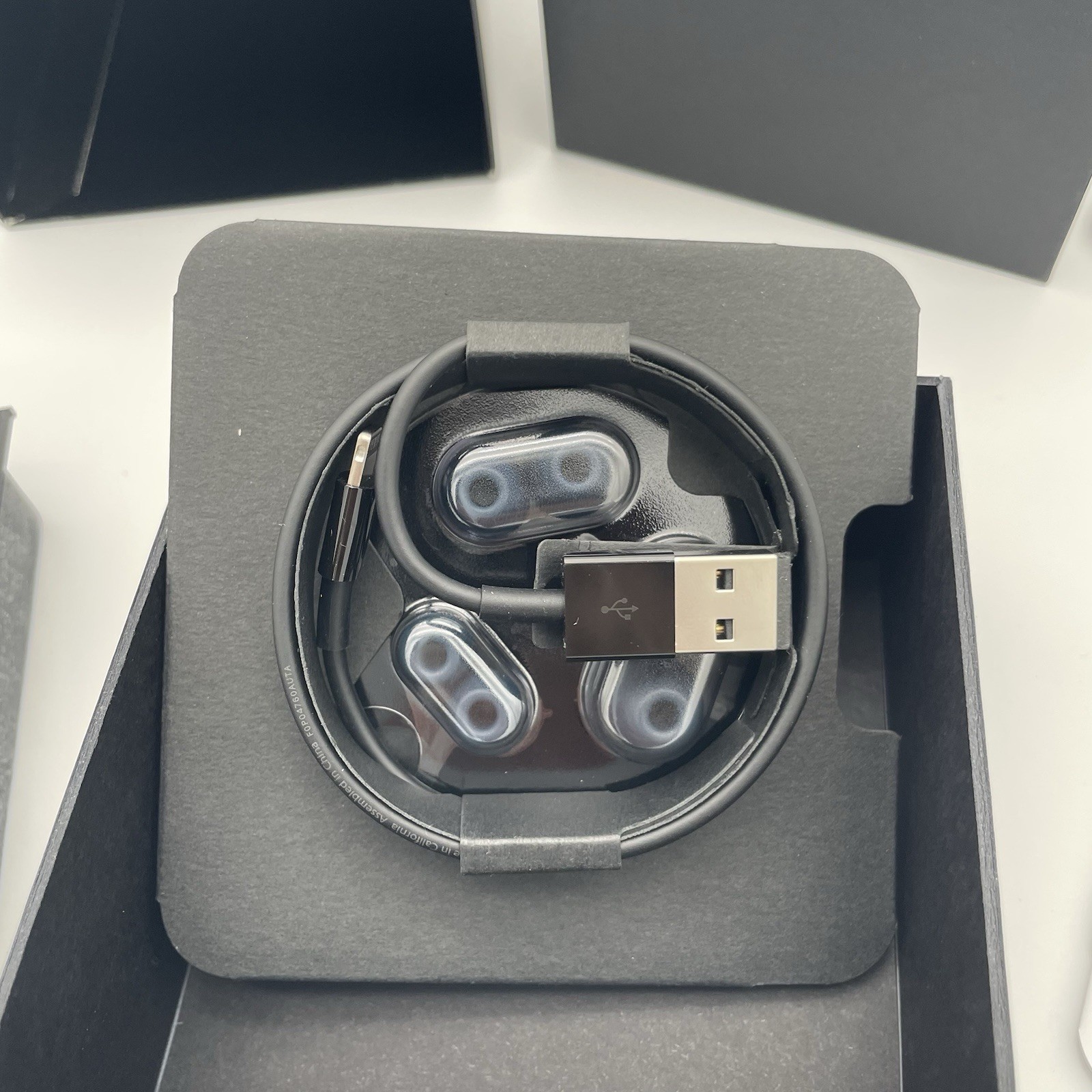 Beats by Dr. Dre Powerbeats Pro Wireless Earphones – Navy – MY592LL/A