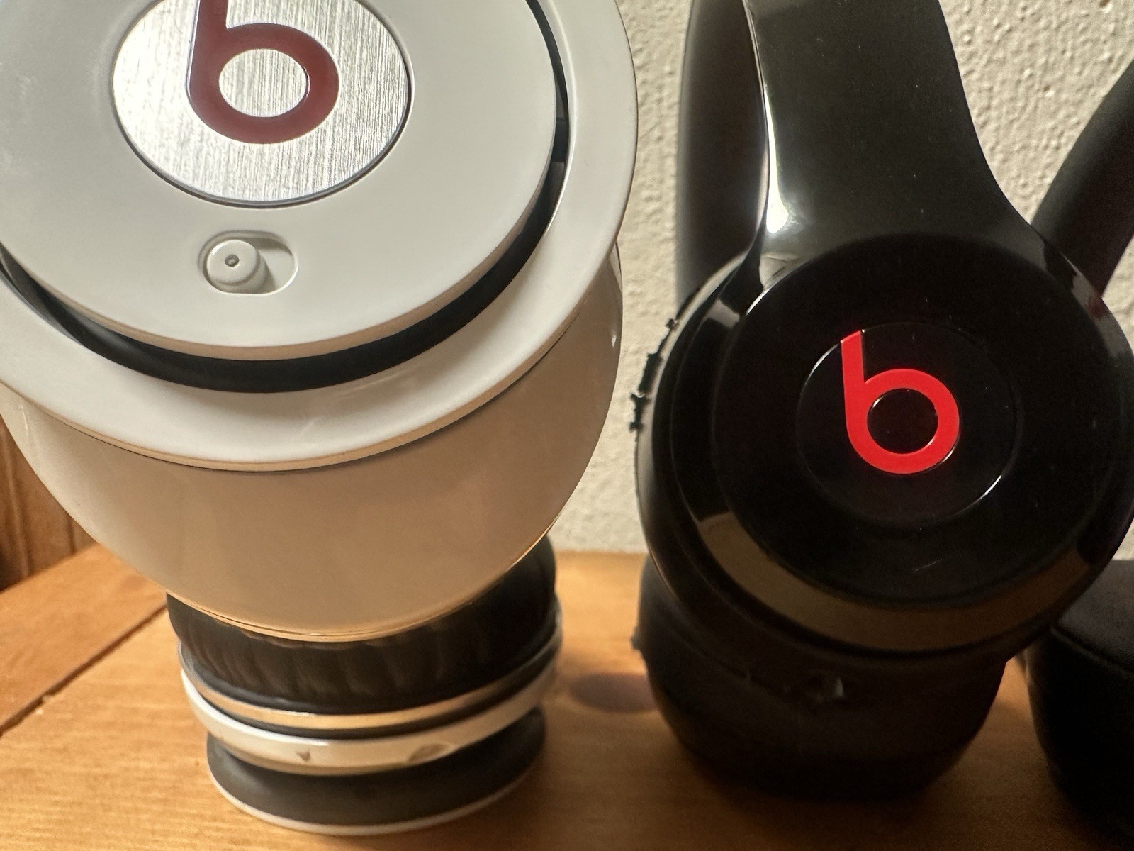 Lot Of 4 Beats Headphones Por Parts Or Not Working