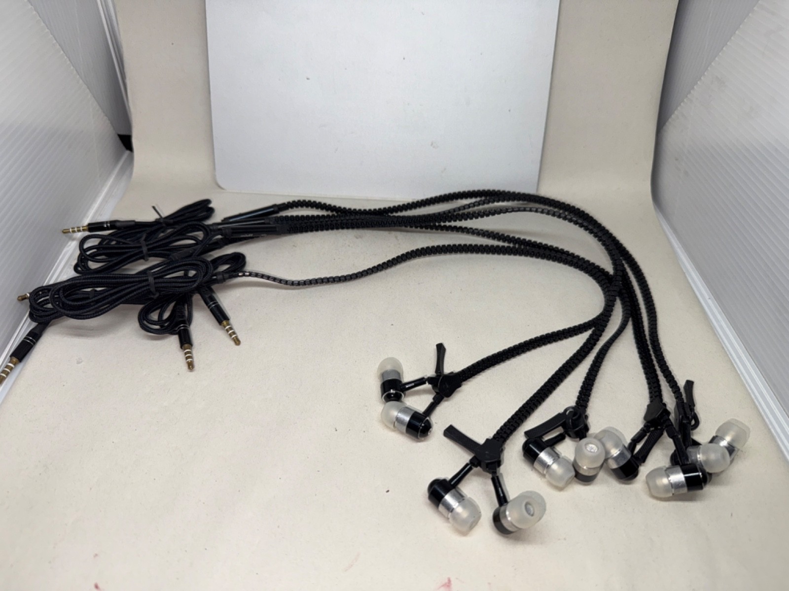 (5 PACK) Zipper In-Ear Stereo Earbuds Headphone Earphone Headset With Mic BLACK