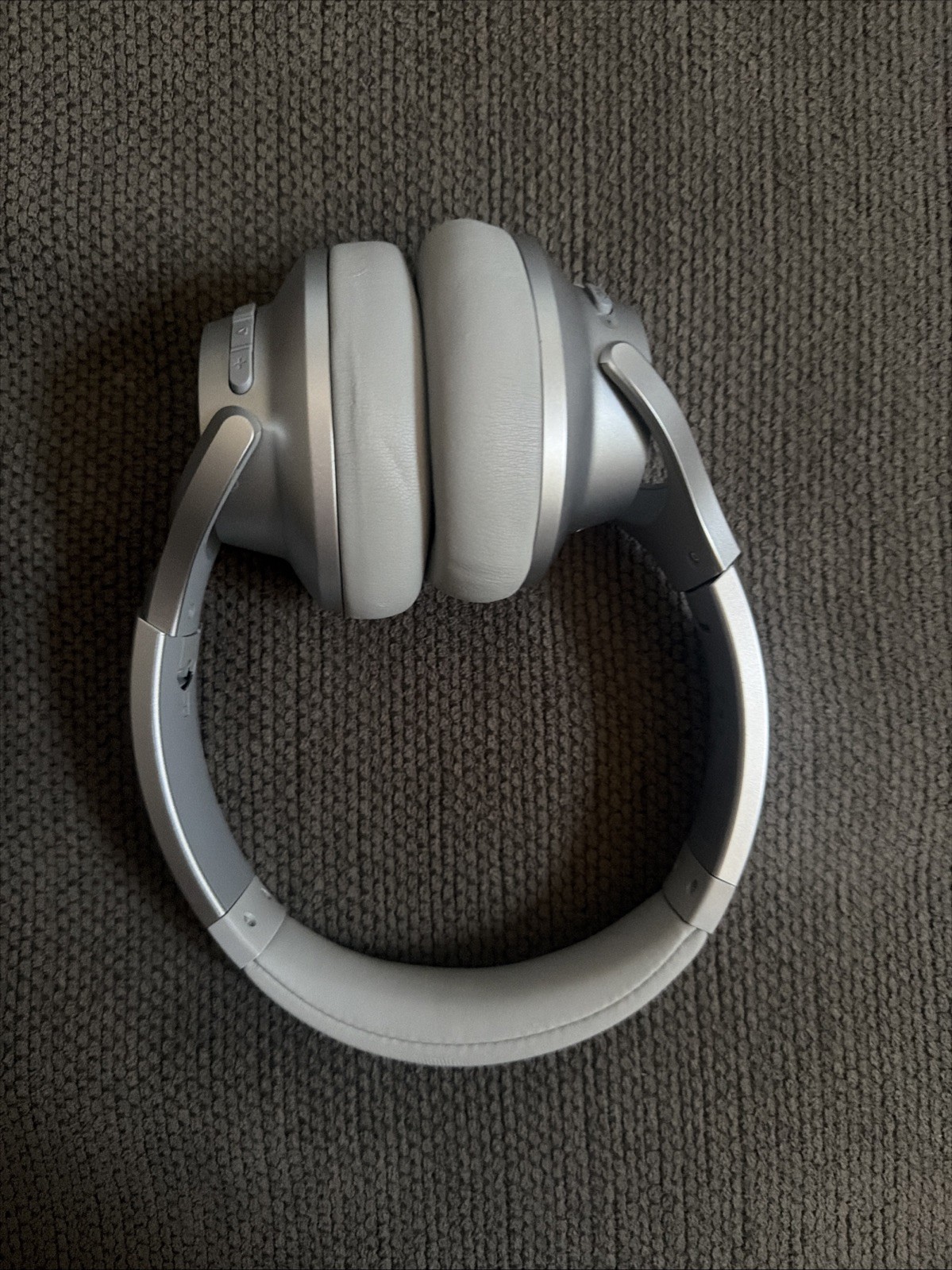 ANKER ,SOUNDCORE ,Super Comfortable , BT & Aux option , quality Headphones ,Q20