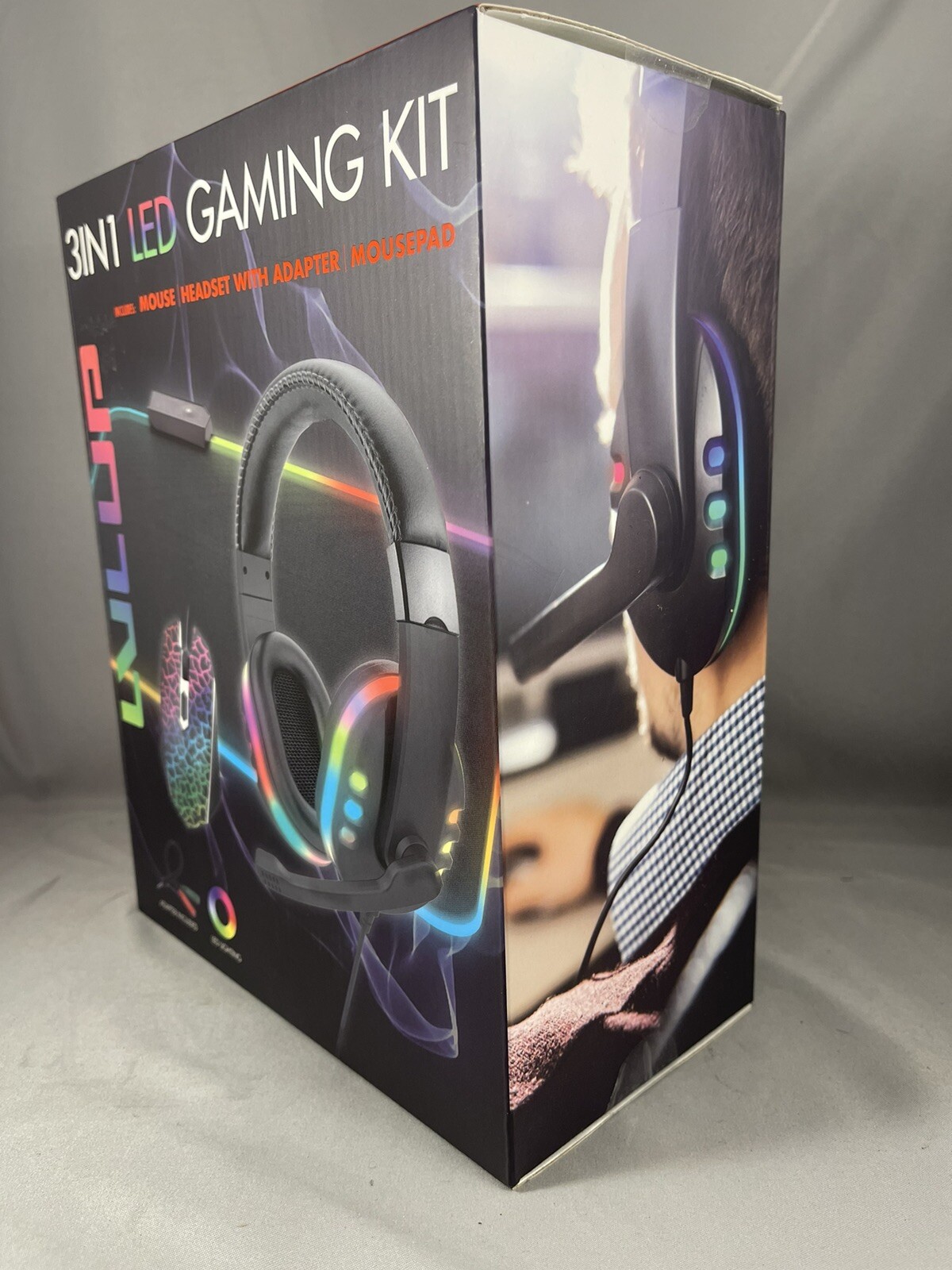 New Sealed LVLUP 3 Piece LED Light Up Pro Gaming Kit- Headset / Mouse / Mousepad
