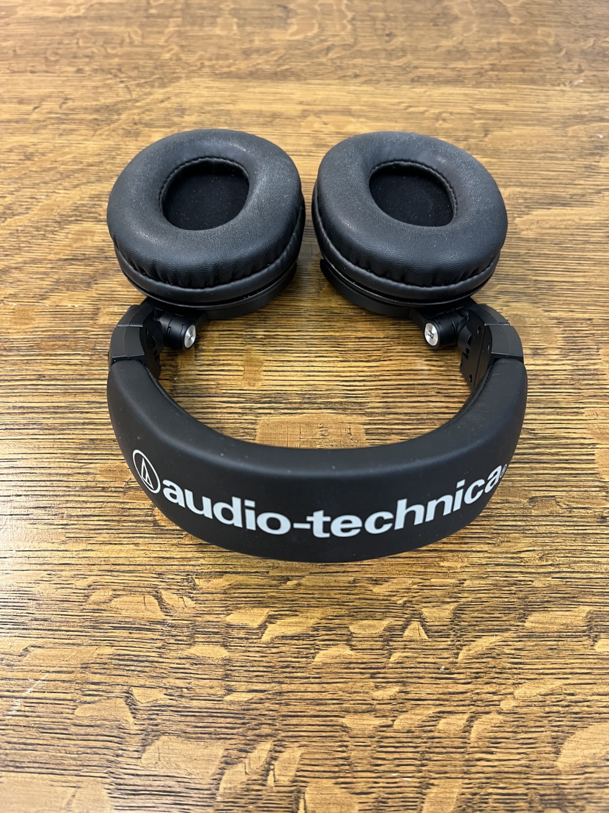 Audio-Technica ATH-M50x Professional Monitor Headphones w/Box – None More Black!