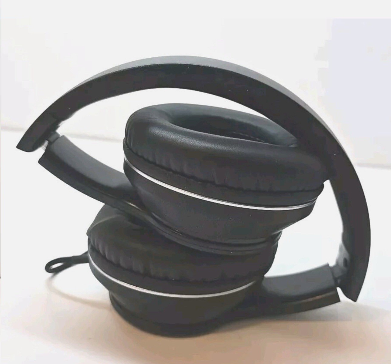 Brand New LORELEI X6 Over Ear Headphones with Mic Light Foldable Wired Black