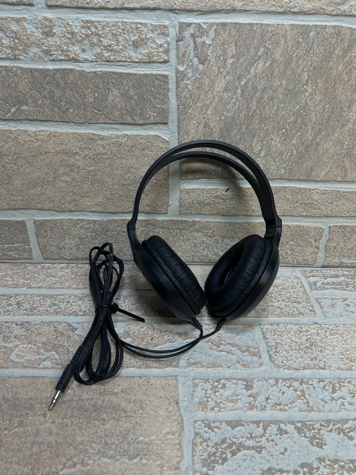 Panasonic Stereo Headphones RP-HT161 3.5mm Jack Wired Over The Head