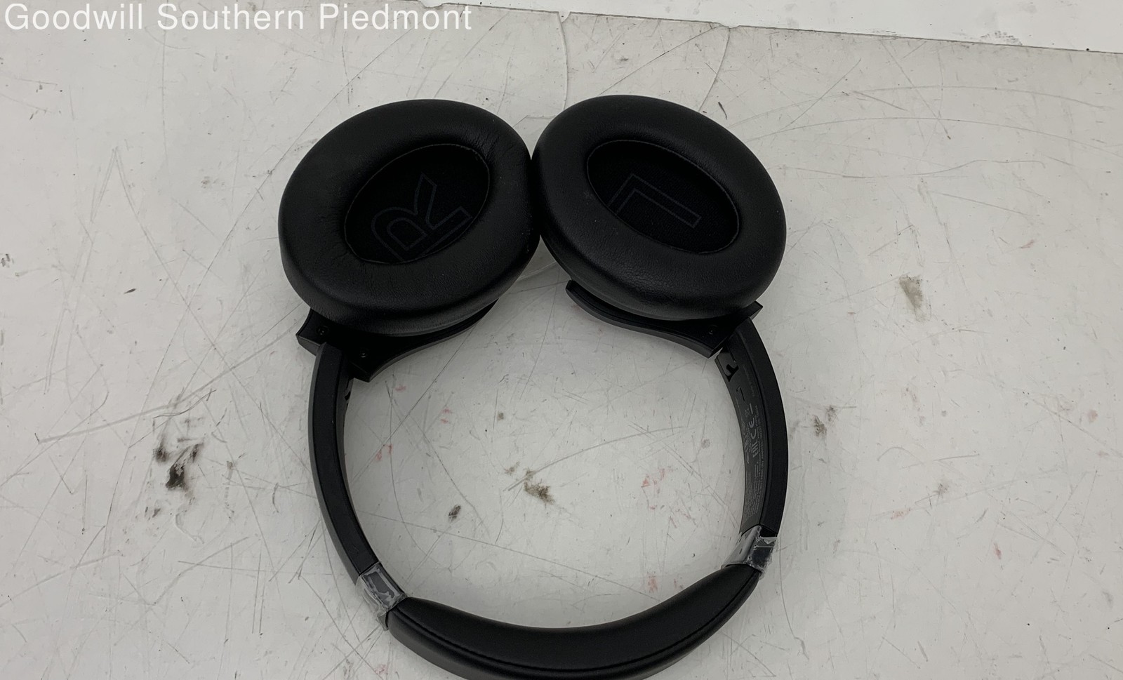 SoundCore Q20I A3004 Wireless Over-Ear Headphones in Case – Tested