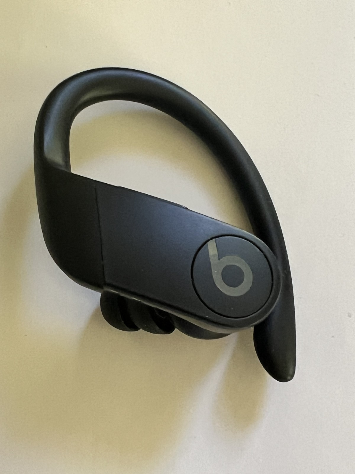 Genuine Beats by Dre A2453 Black Powerbeats Pro Wireless Headphone LEFT BUD ONLY
