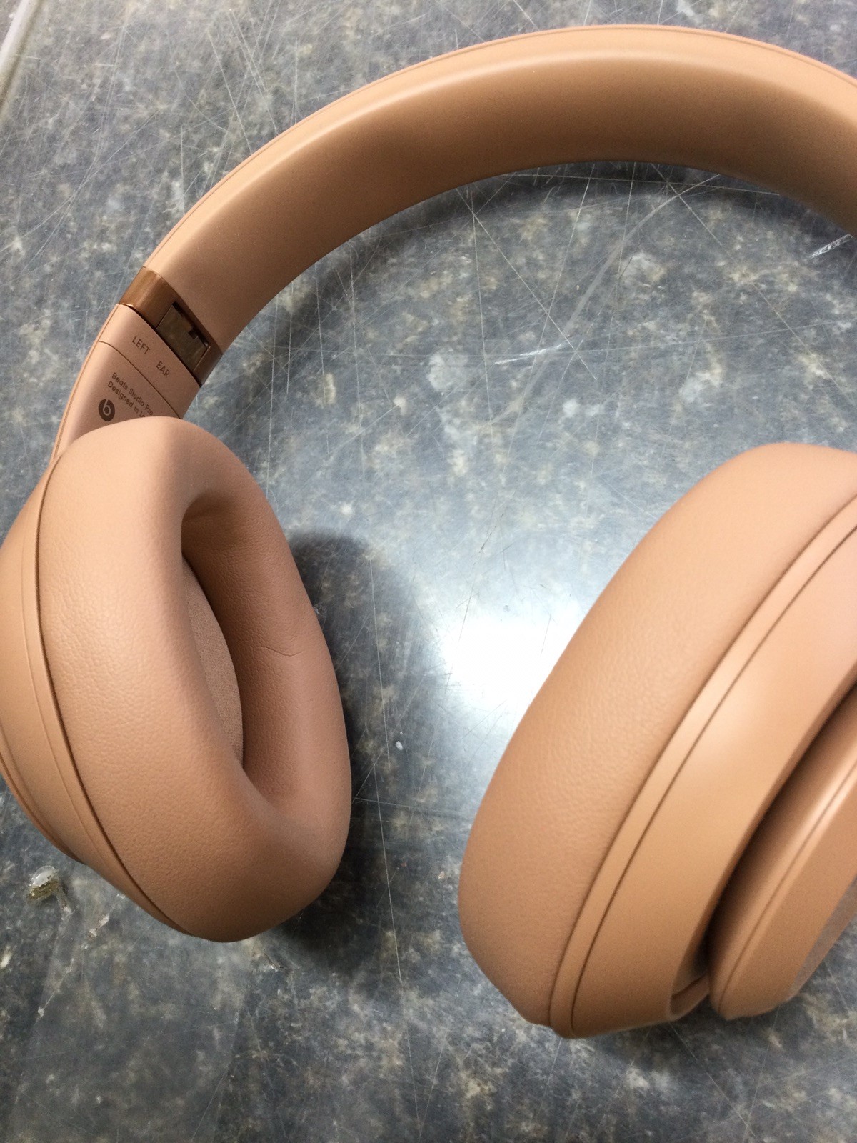 Beats Studio Pro x Kim Headphones (DJ2004001)