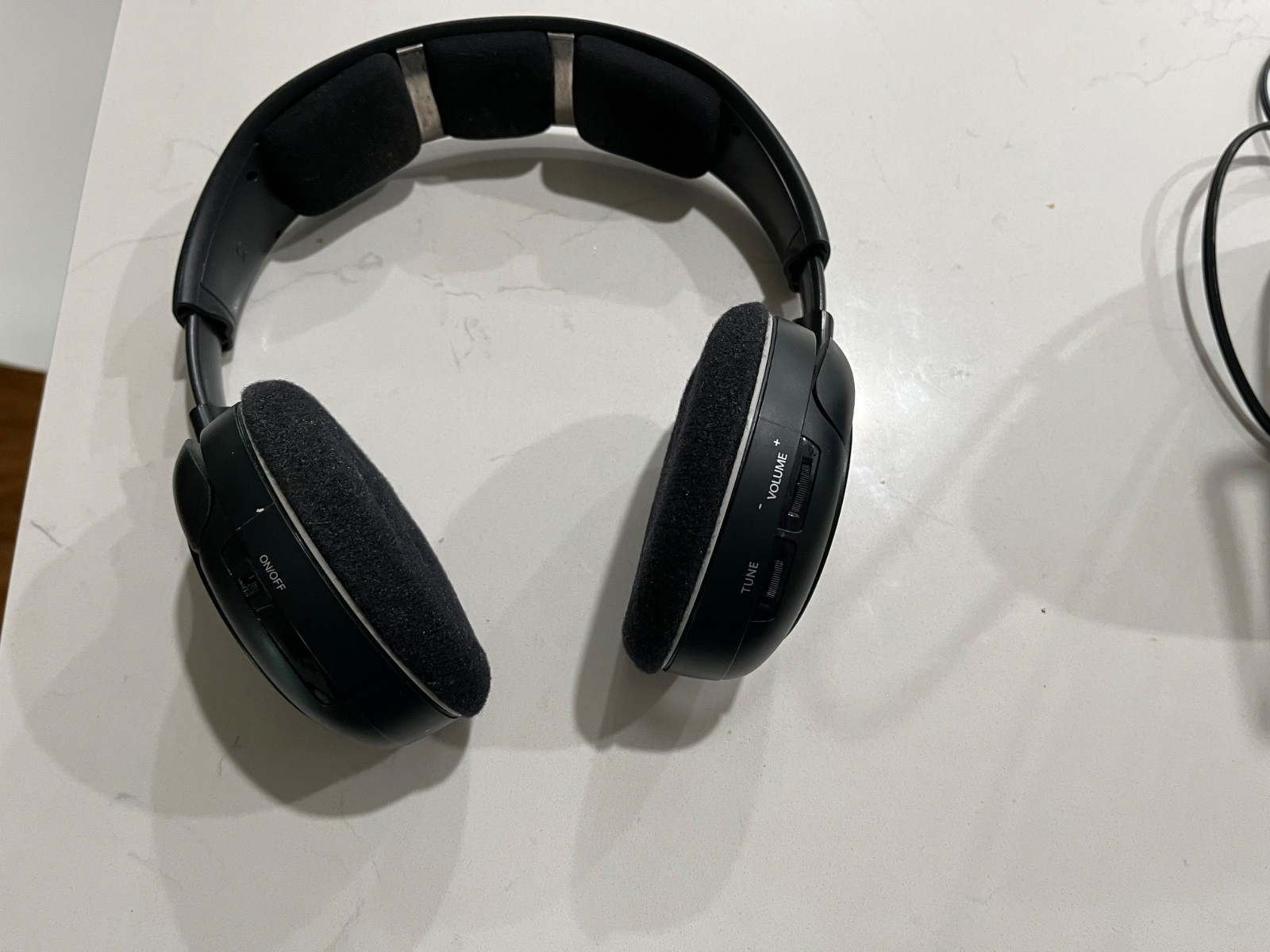 Sennheiser HDR120 Wireless Headphones + TR120 Charger Transmitter Dock -TESTED
