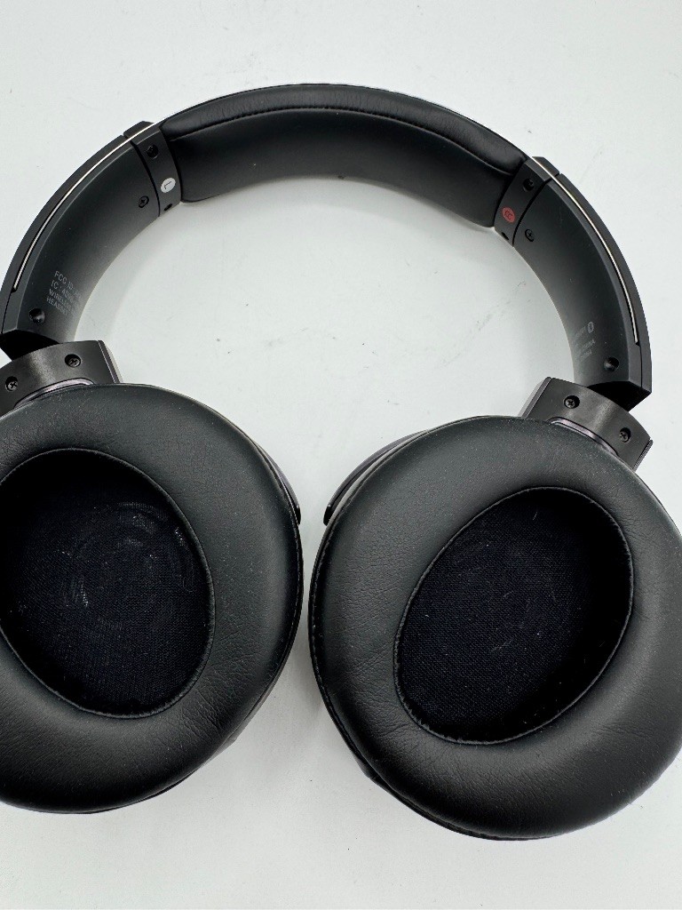 Sony MDR-XB950B1 Extra Bass Wireless Bluetooth Over-Ear Headphones Black
