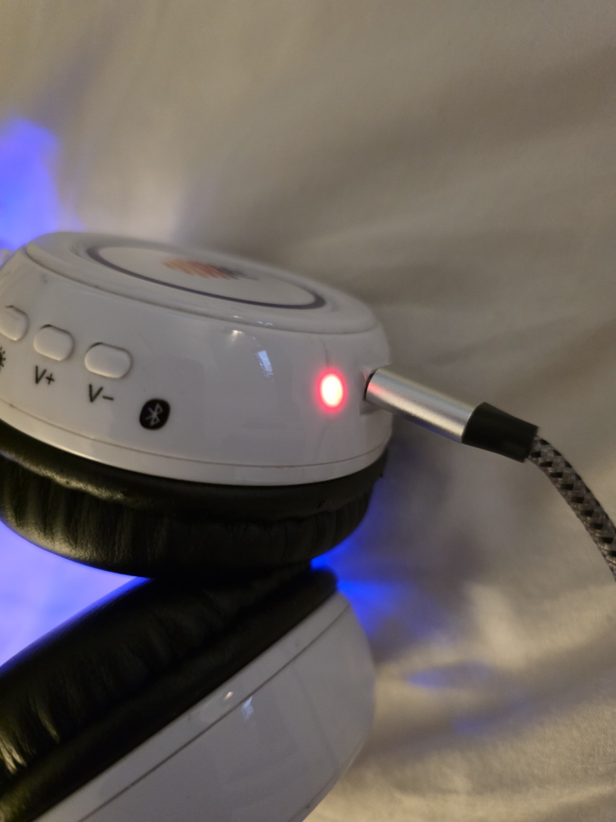 BrainTap Foldable Over-Ear Wired Headphones Work Read