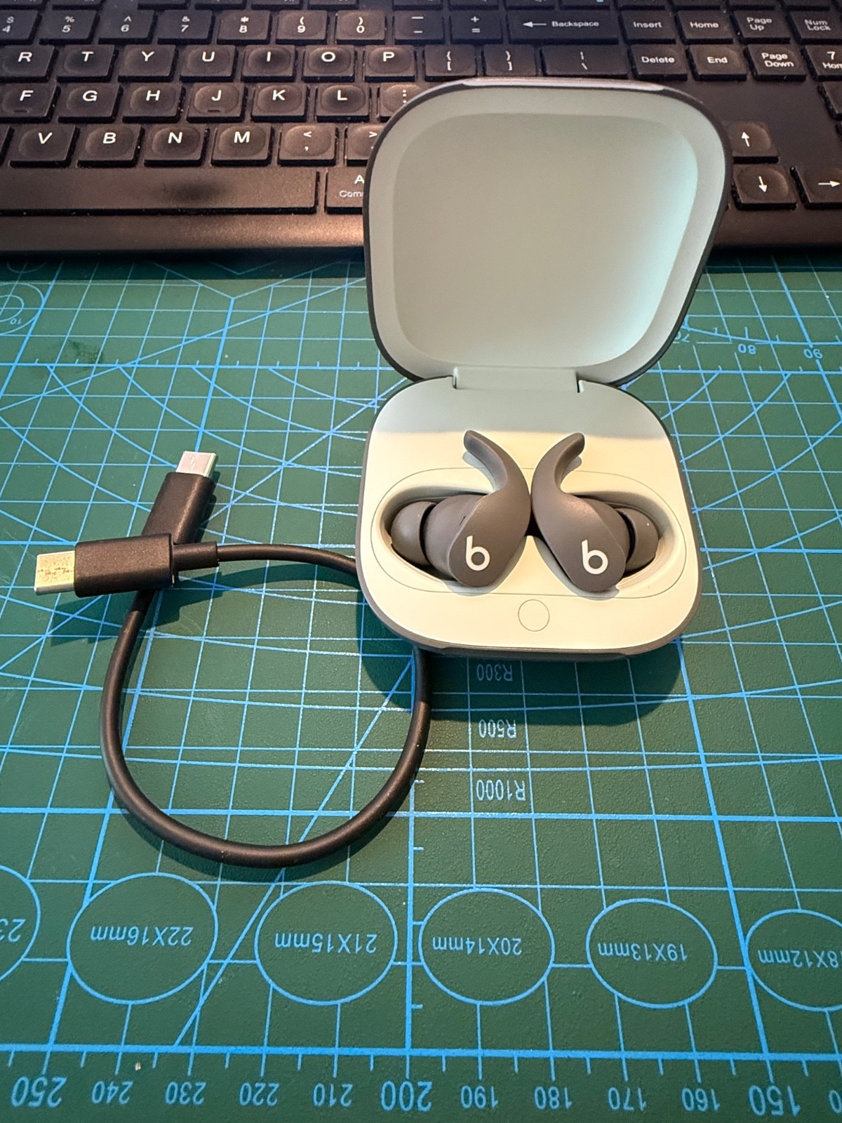 Beats fit pro earphones – sage gray – Used once basically brand new