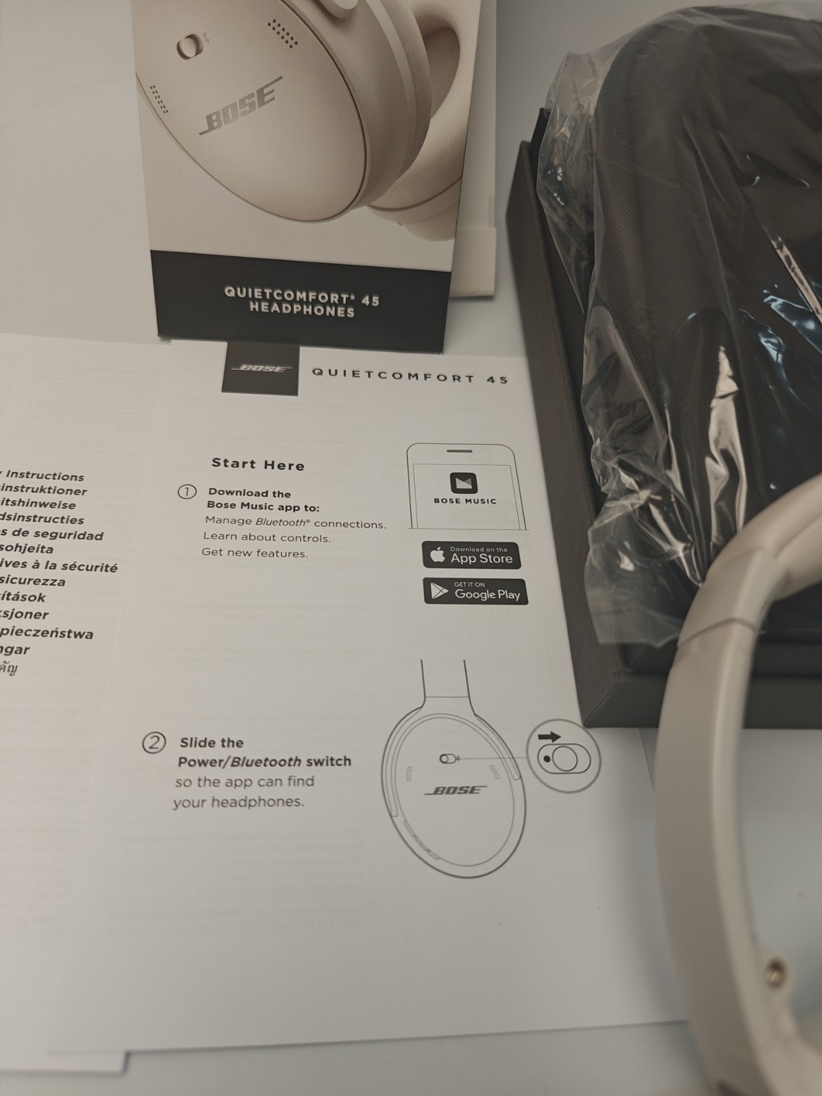 Bose QuietComfort 45 Wireless Over-Ear Headphones White Smoke Low Use Excellent!
