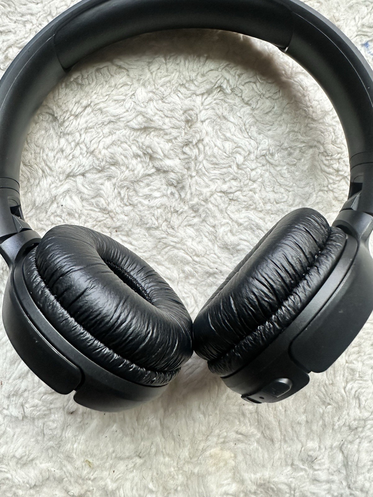 JBL Over-Ear Headphones with Noise Isolation